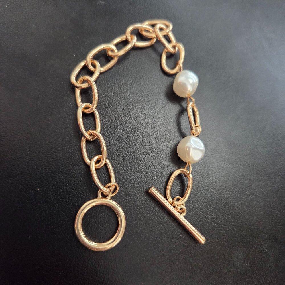 Pearl Chain Bracelet